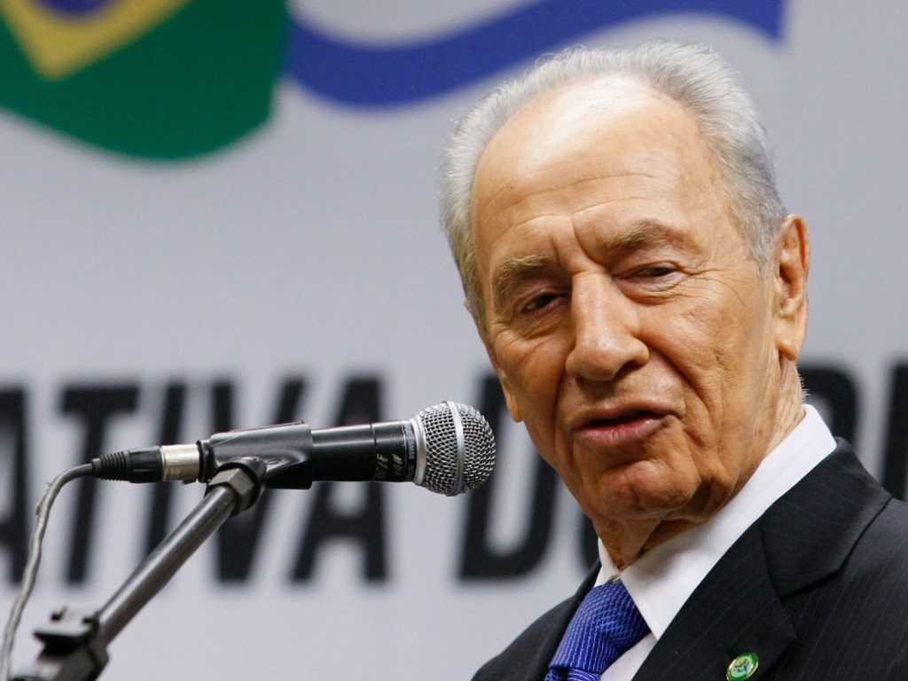Un primo piano di Shimon Peres