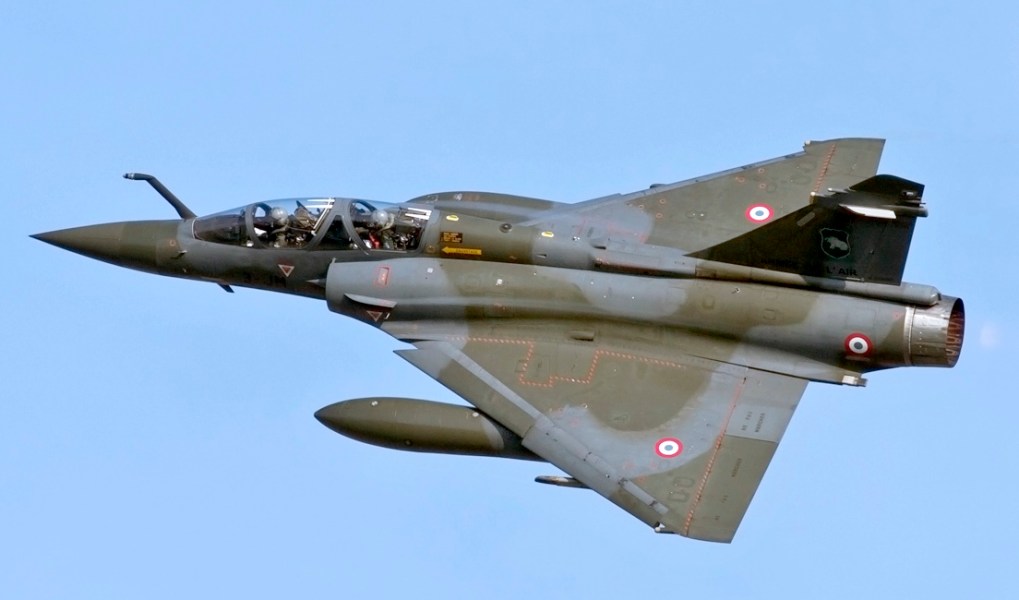 Mirage_2000D_(cropped)