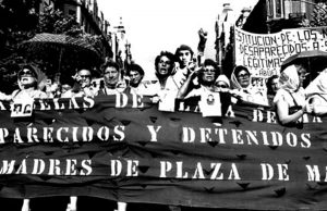 grieta argentina plaza de mayo