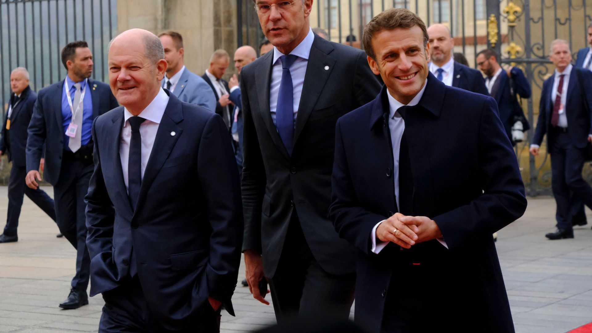scholz macron